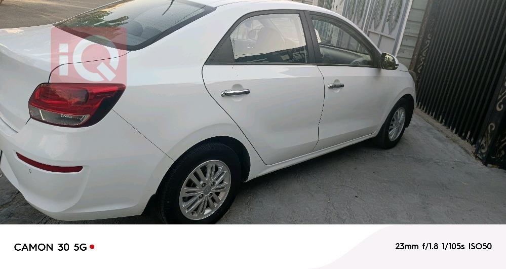 Kia Pegas
